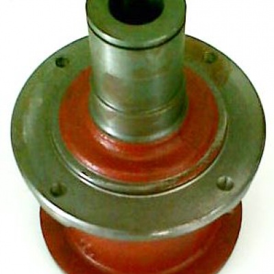 Butucul rotii de lucru(mijloc)-cositoare