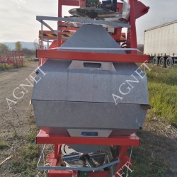 Masina-imprastiat-azot-dubla-600-1000kg-1