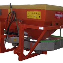 -Masina-de-imprastiat-materiale-antiderapante-600L--2