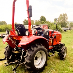 Tractor-DF-304-G2-11