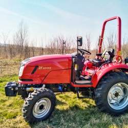 Tractor-DF-404-G2-2