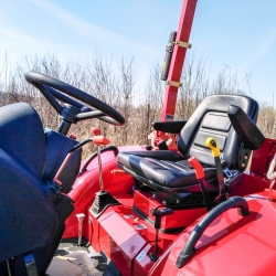Tractor-DF-404-G2-3