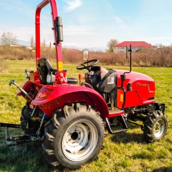 Tractor-DF-404-G2-4
