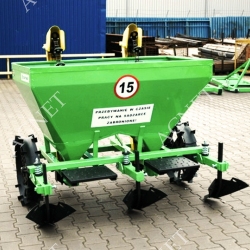 Masina-plantat-cartofi-1