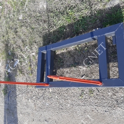 Furca-pentru-baloti-cu-2-tepuse-3