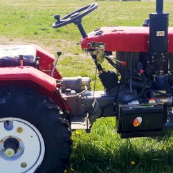 TRACTOR-Xingtai-180-3