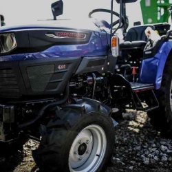 Tractor-Farmtrac-26-4WD-1