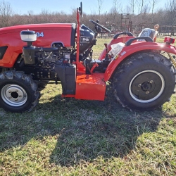 Tractorul-ST504--50-CP-model-2025-6