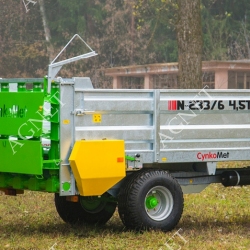 Remorca-imprastiat-gunoi-4-5T-1